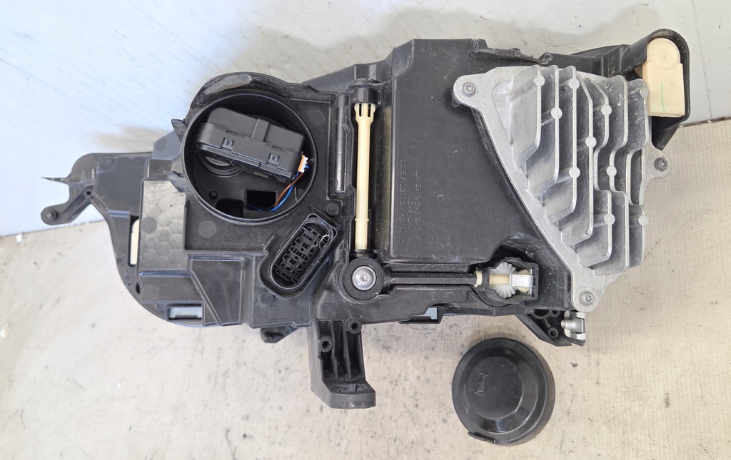 фото №11, Vw t-roc lift лампа перед правая full led оригинал europa