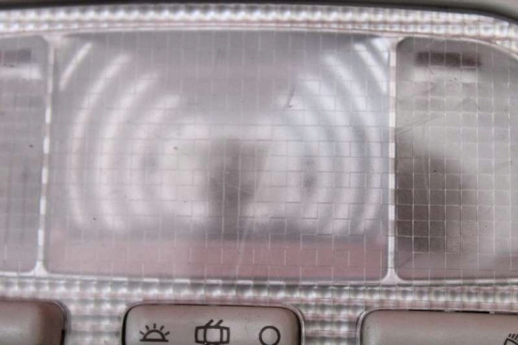 фото №10, Лампа освітлення салону перед 9658675977 peugeot 3008 1 i 10-13