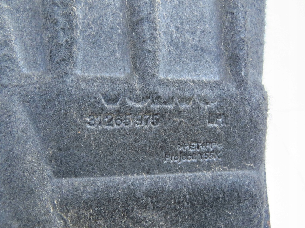 Підкрилок лівий задній задні 31265975 volvo v40 ii 12-19 Доставка