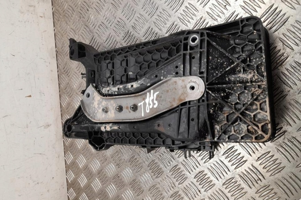 фото №1, Основа акумулятор vw 5r3915331a 2020