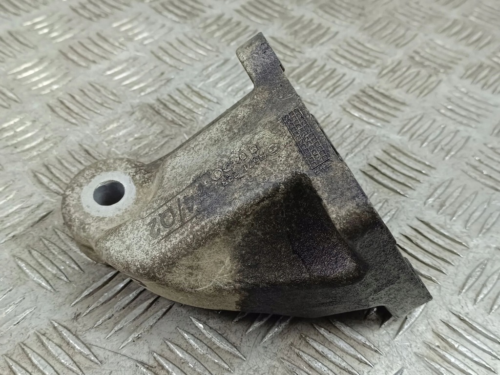 фото №1, 2020 ssangyong musso кронштейн двигателя r671223