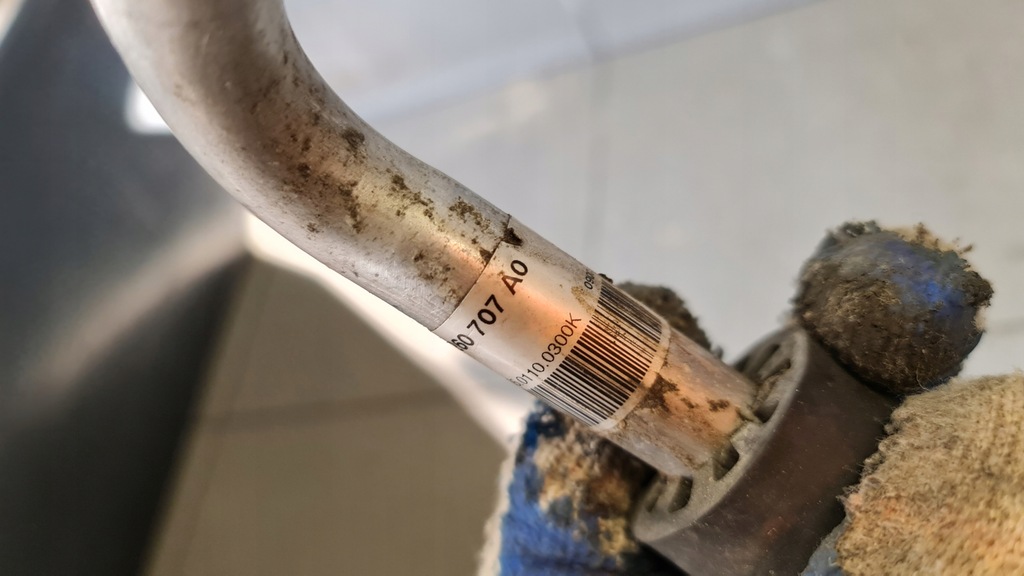 фото №7, Шланг кондиціонера vw phaeton 3d0260707a0