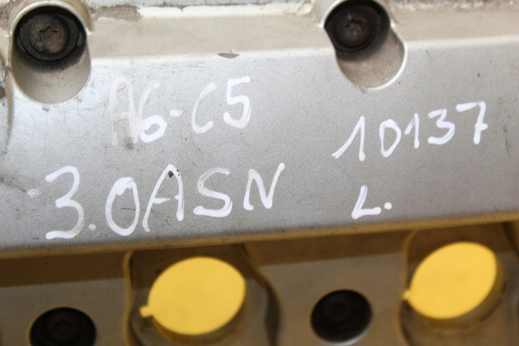 фото №9, Крышка клапанов a6 c5 a4 b6 3.0 asn 06c103471