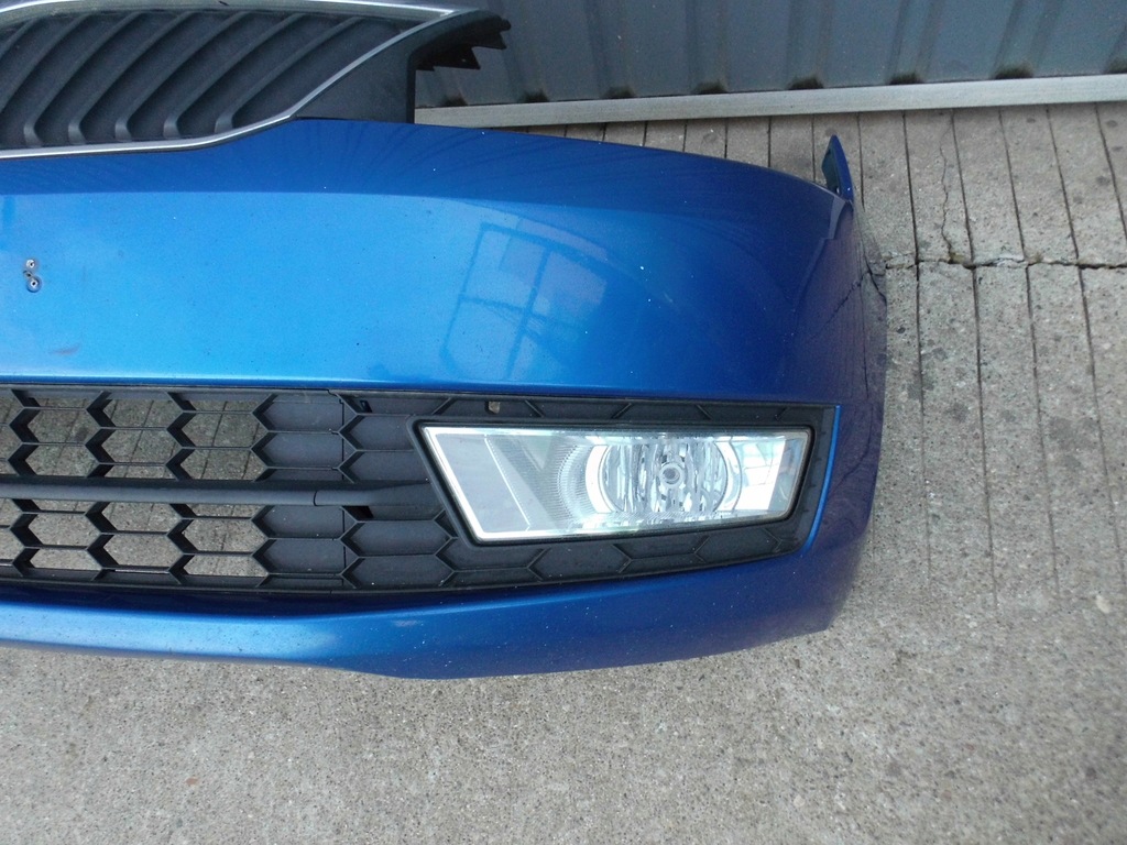 фото №11, Бампер передний решётка радиатора противотуманные фары skoda rapid 5ja niebieski lf5w оригинал