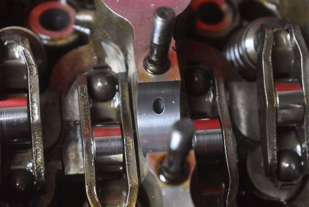 фото №14, Головка двигуна ліва 07c103353 bentley continental gt 1 i 6.0 w12 560 km