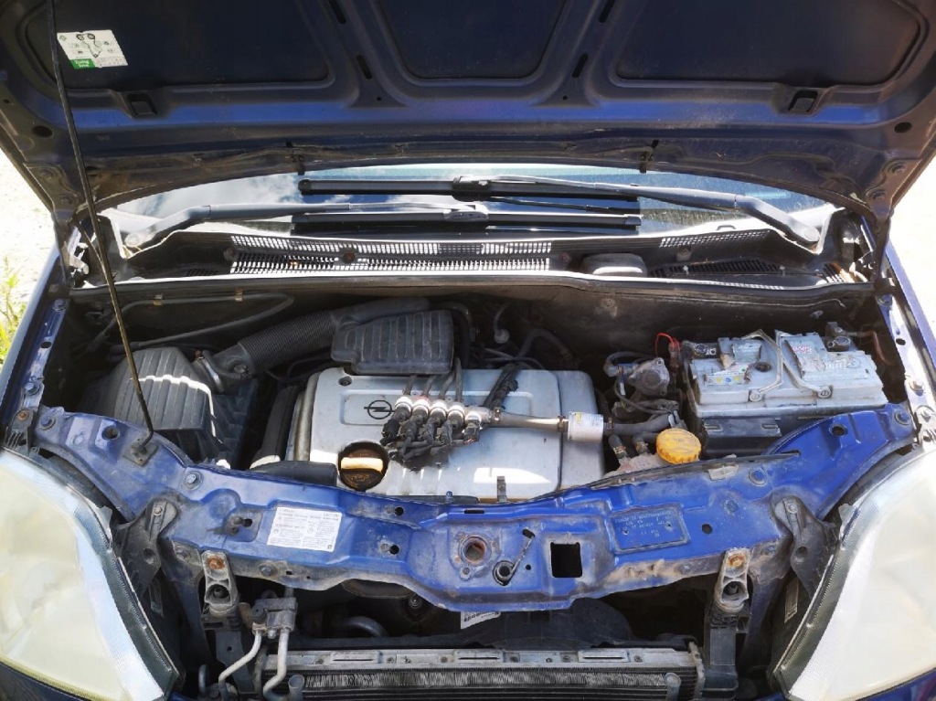 Opel meriva коробка запобіжників 2005 1.6l 330518684 13111111, 5wk48664d Зі Шроту