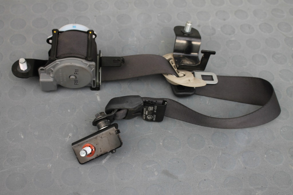 фото №2, Pas безпеки правий задня задній 2 ряд kia carens iv 13-19