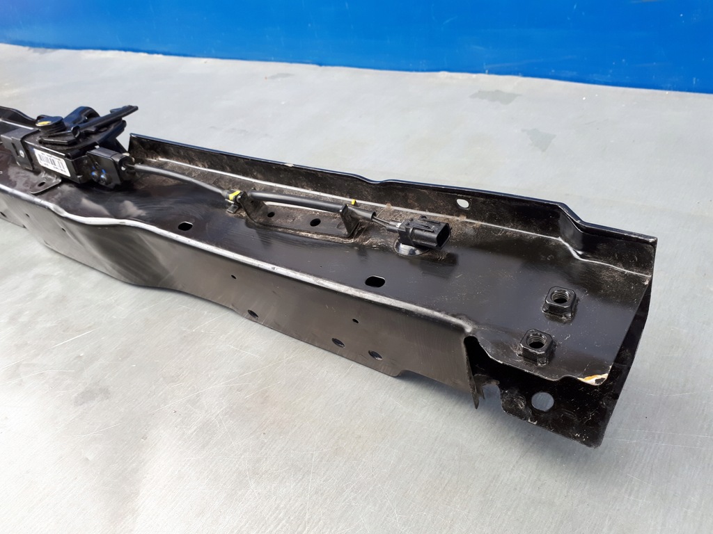 фото №8, Hyundai i20 2015-2018 15- балка усилитель замок