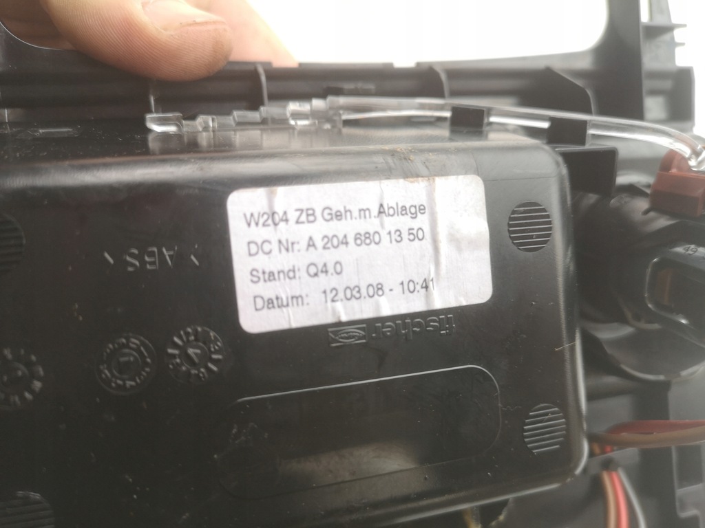 фото №6, Бардачок пепельница mercedes w204