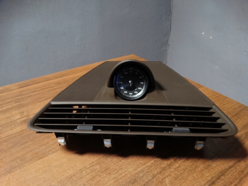 фото №1, Стопор часы решётка консоли porsche panamera 971 1