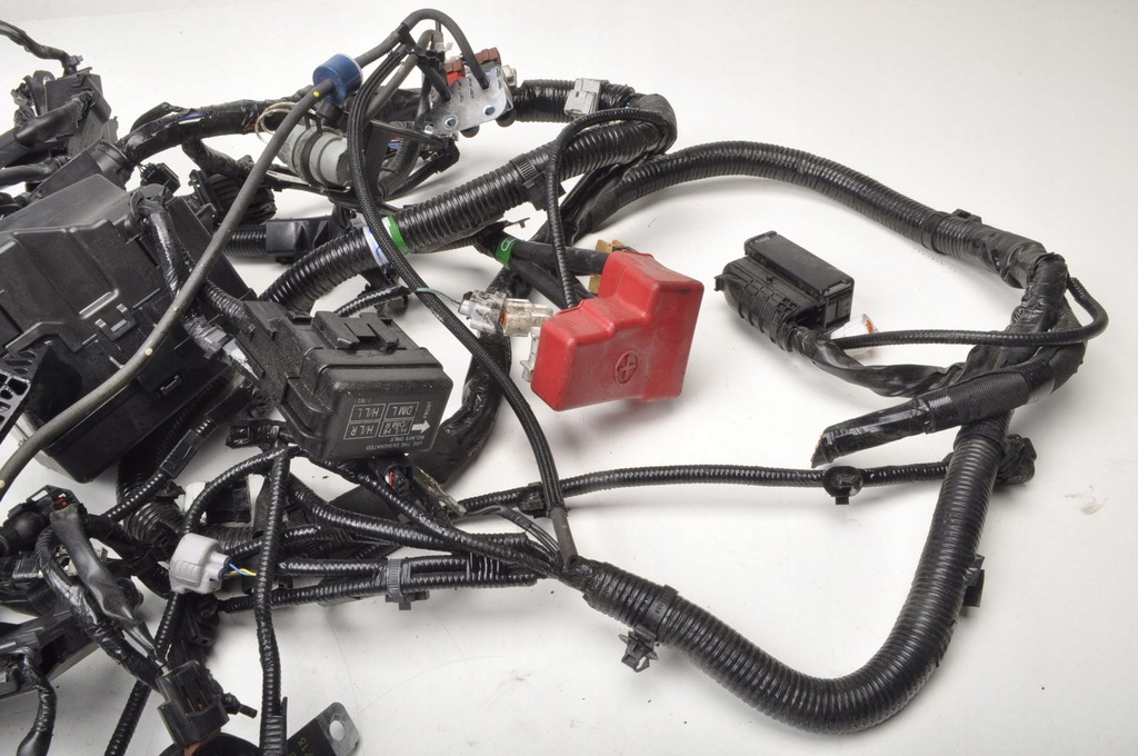 фото №15, Suzuki jimny iv 1.5 16v жгут электропроводка отсек двигателя 23r