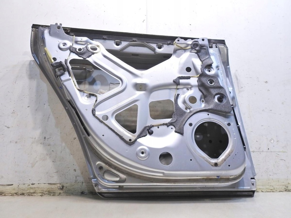 фото №8, Дверь левый задняя ly7w audi a4 b7 avant