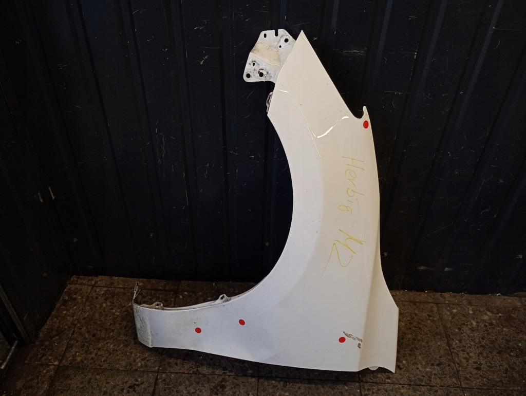 фото №1, Крыло левый перед mazda 3 bm белый