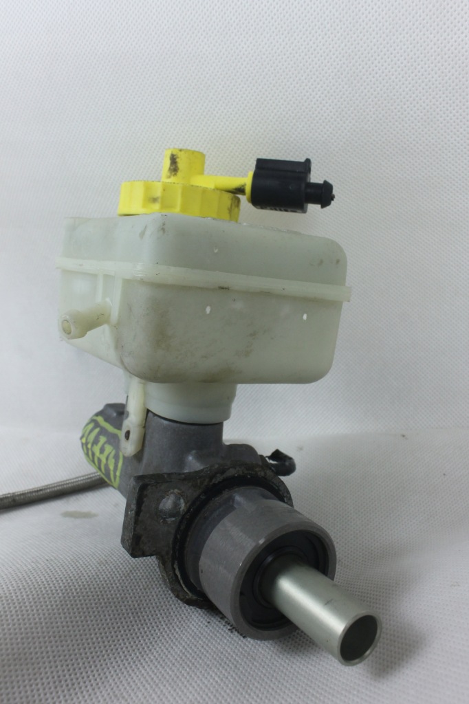 фото №9, Насос тормозная бачок vw golf iv 4 skoda seat leon audi a3 21027099