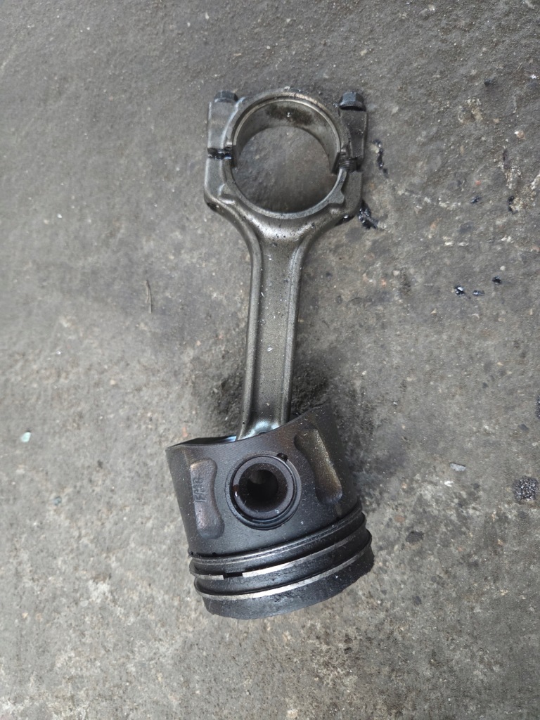 Купить Поршень с шатун opel 1.3 c201