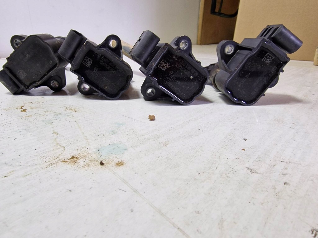 фото №1, Renault clio v катушка зажигания 224332935r 1.3 tce