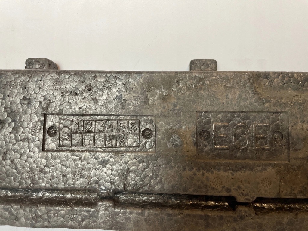 фото №8, Абсорбер піна бампера перед audi a4 b8