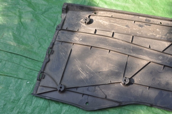 Защита подвеска vw passat b8 3q0825202 3q0825201 с Разборки