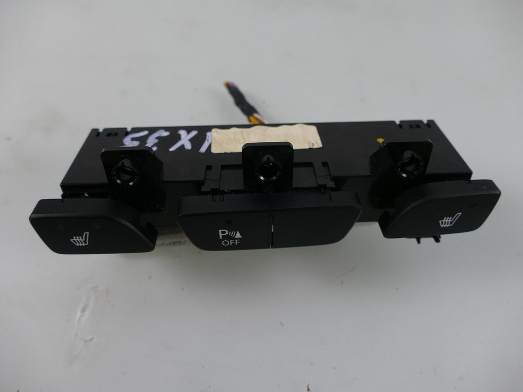 фото №1, Hyundai ix35 lift панель кнопок перемикач