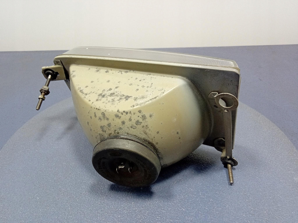 Vw transporter t4 фара правая  перед фара передняя европа  7r0144438 Недорого