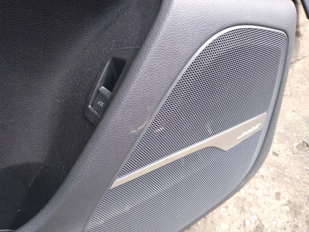 фото №16, Audi q7 4m сидіння заднє сидіння обшивки шкіра alcantara комплект