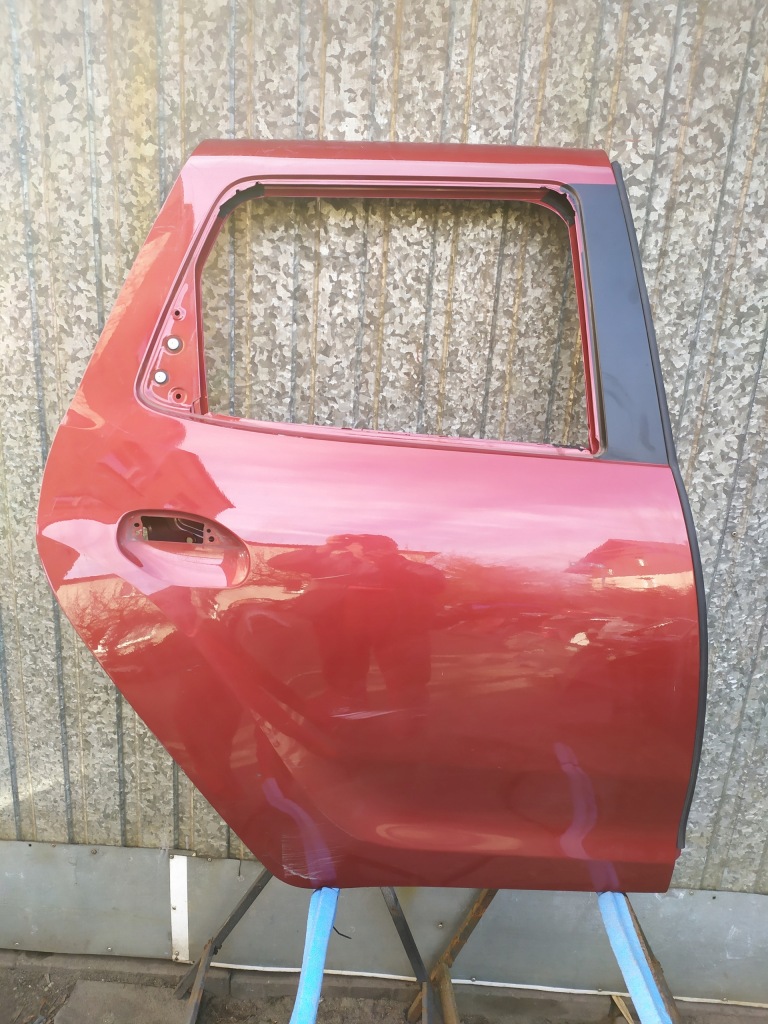 Купить Duster 2 дверь правый  задняя