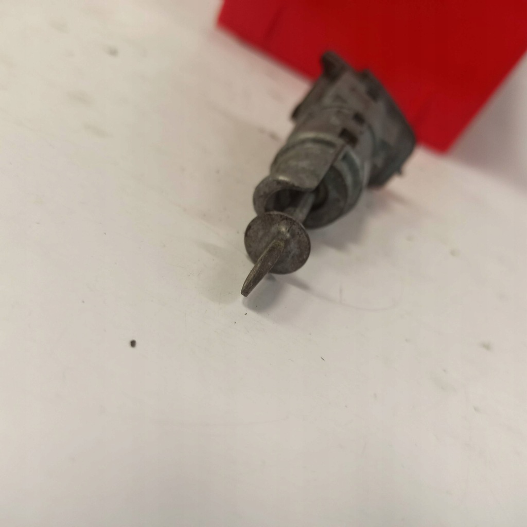 фото №10, Skoda superb 4 вкладка дверь перед 3v0837167