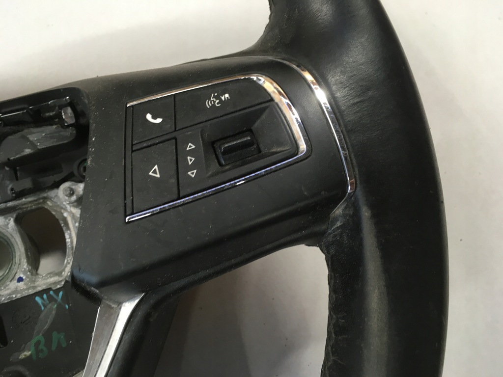 фото №8, Воздуховод maserati levante