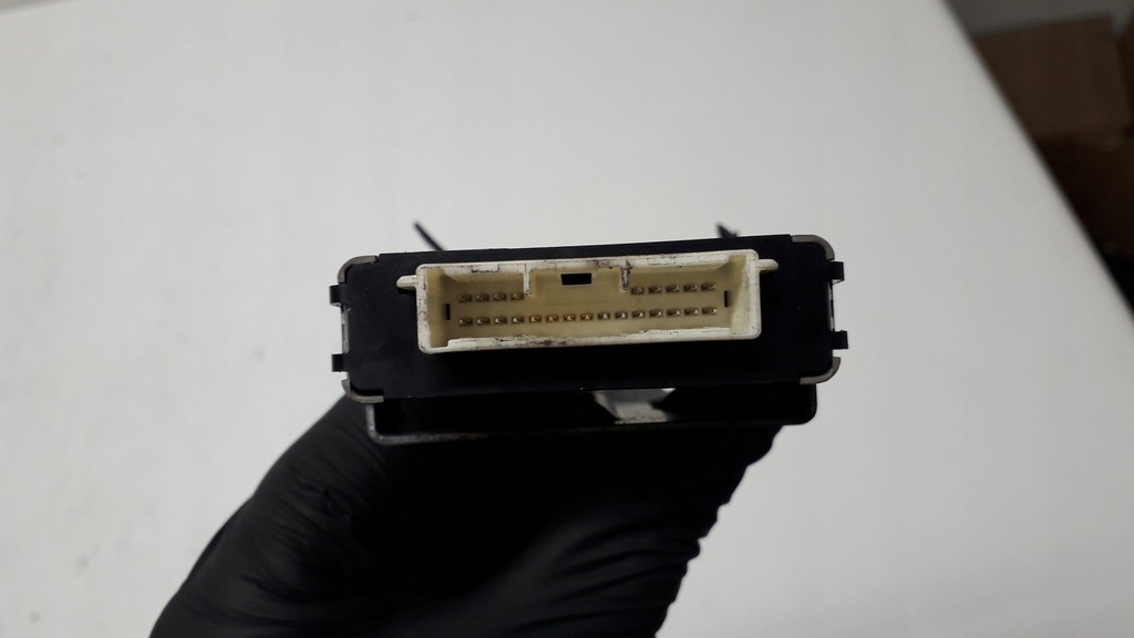 фото №7, Subaru legacy v 5 09- модуль блок управления лампа света