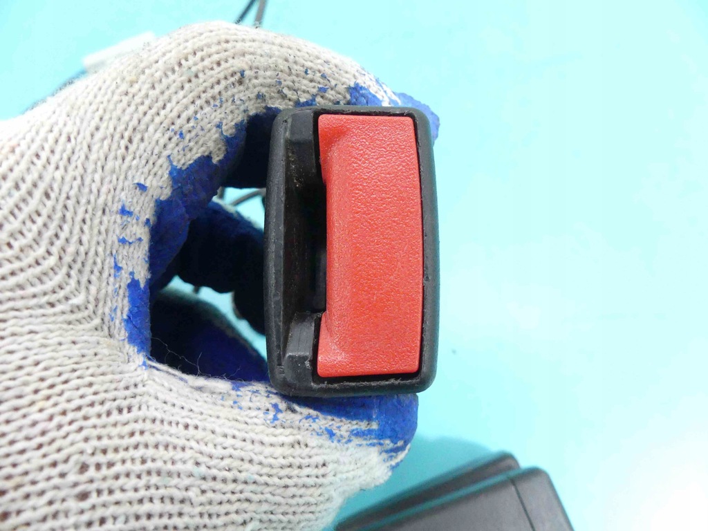 фото №8, Защёлки клипсы ремней задняя kpl chevrolet malibu iv