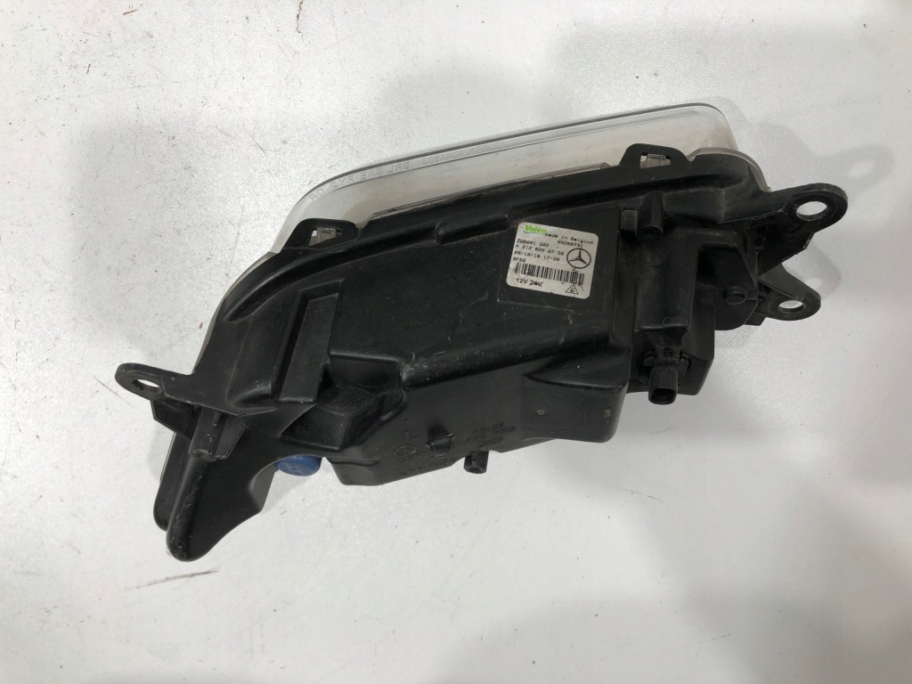 Mercedes e klasa 207 212 протитуманна фара led ліхтар drl ліва 89206731 Оригінал