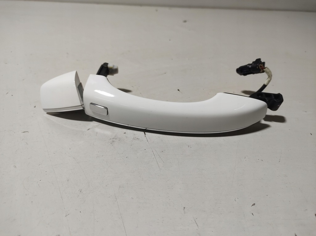 фото №1, Mg zs ev 2023 - ручка наружная левый перед uk