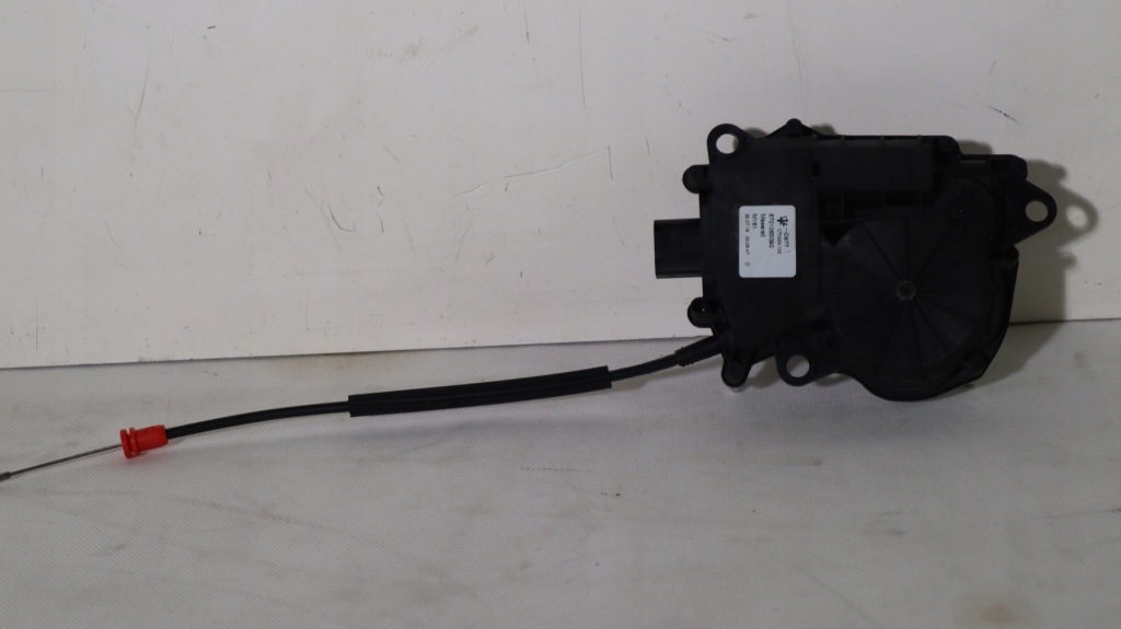 фото №1, Alfa romeo stelvio замок daciąg крышки багажника 6701065090