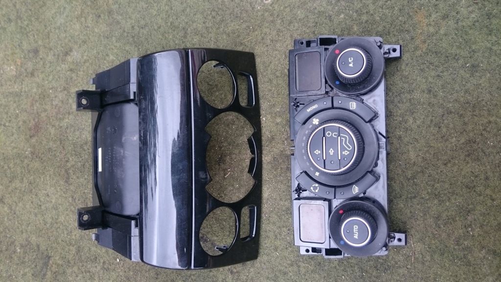 фото №1, Peugeot rcz 1.6 thp панель кондиционера климат-контроль