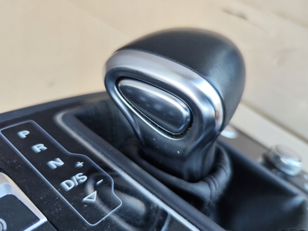 фото №9, Панель рамка mmi ручка audi a7 4g 4g1919610c