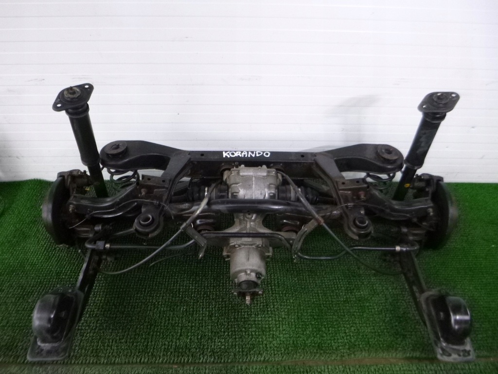 фото №1, Korando iii 2016- поворотний кулак важелі правий задня