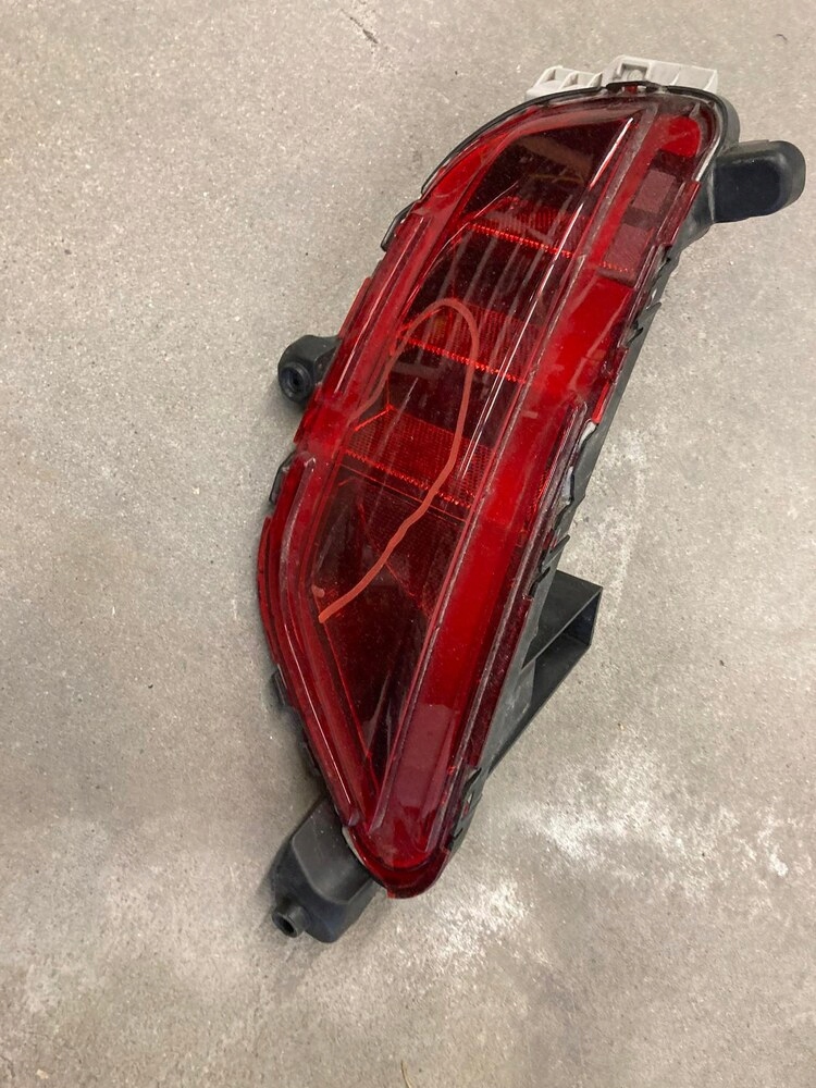 фото №1, Mazda cx-5 cx5 ii kf 17- отражатель лампа правая w бампер задняя