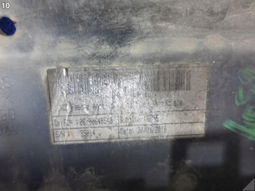 Maserati levante m161 16-24 спойлер дифузор накладка w бампер перед Доставка