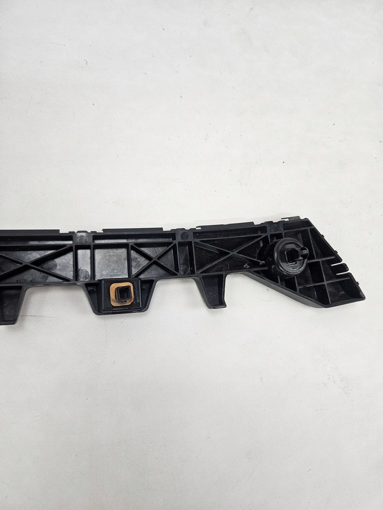 фото №11, Mazda 6 gj kombi 2012 - напрямна кронштейн бампера задня правий ghp9502h1