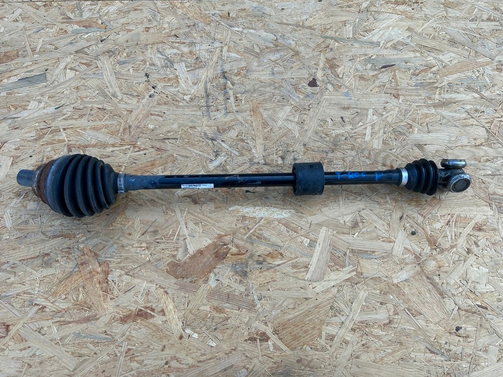 фото №1, Vw t-roc golf vii приводной вал правая перед 5q0407272dt