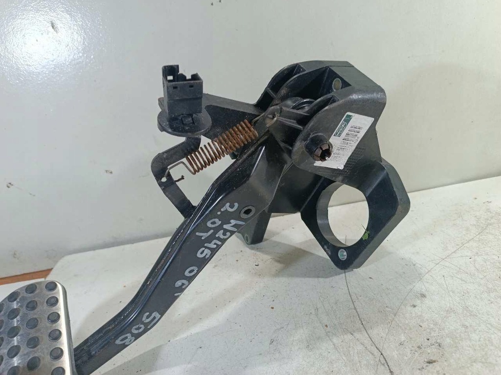 фото №3, Педаль тормоза mercedes w245 a1692902801