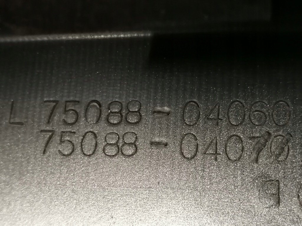 фото №6, Toyota tacoma 2005- накладка подкрылок левый задняя
