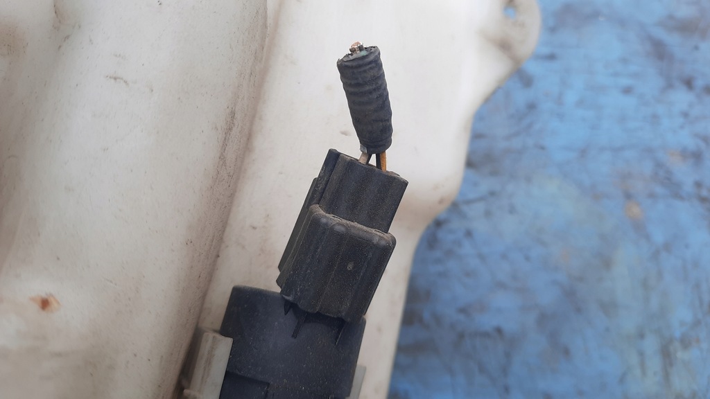 фото №5, Бачок омывателя volvo s40 ii 2.4b 05r