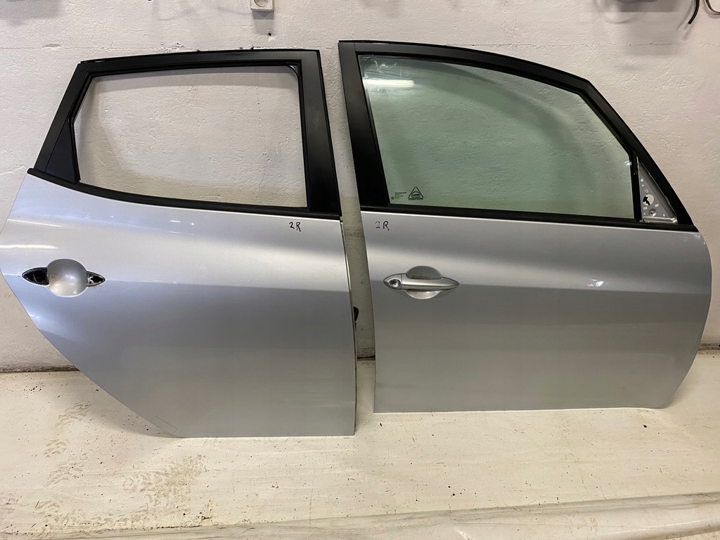 фото №1, Kia venga дверь правое правый задняя задние 2r