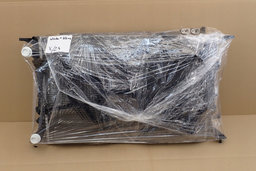 фото №13, Радіатор wody audi a4 b8 8k0121251l корпус вентилятора