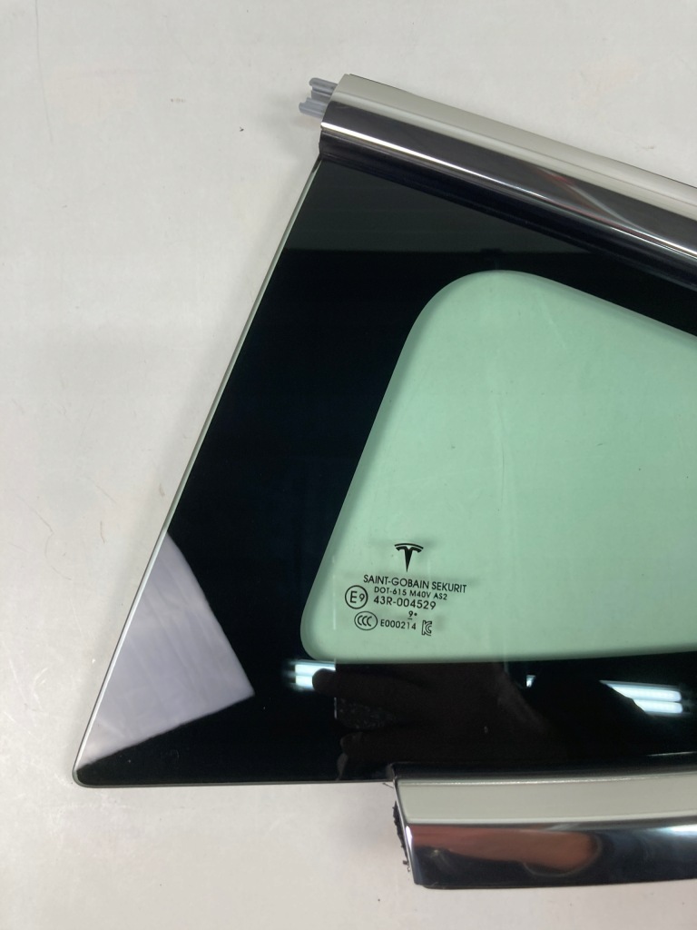 фото №4, Скло кузовна ліва tesla 3