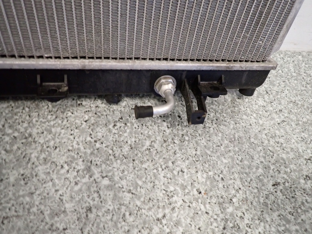 фото №8, Legacy outback 03- 2,5 радиатор воды автоматическая коробка передач