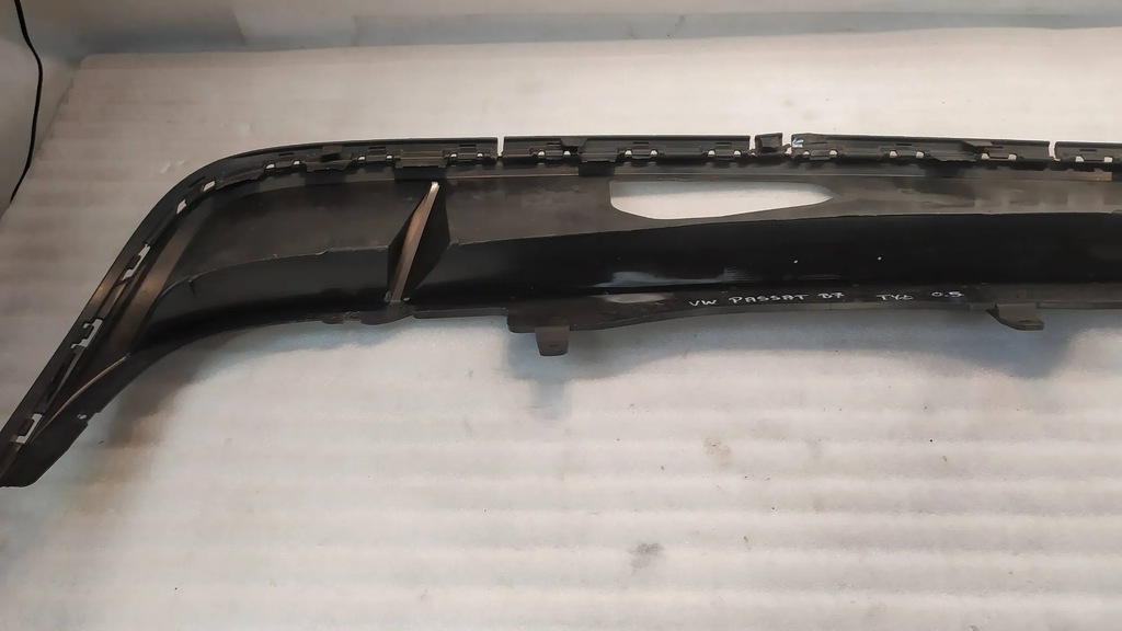 фото №7, Молдинг накладка бампера задня vw passat b7