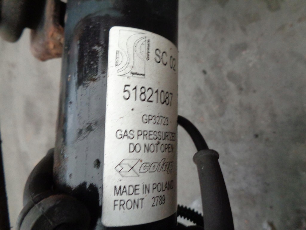 фото №8, Амортизационная стойка поворотный кулак fiat fiorino qubo bipper nemo 1.3 m-jet левый