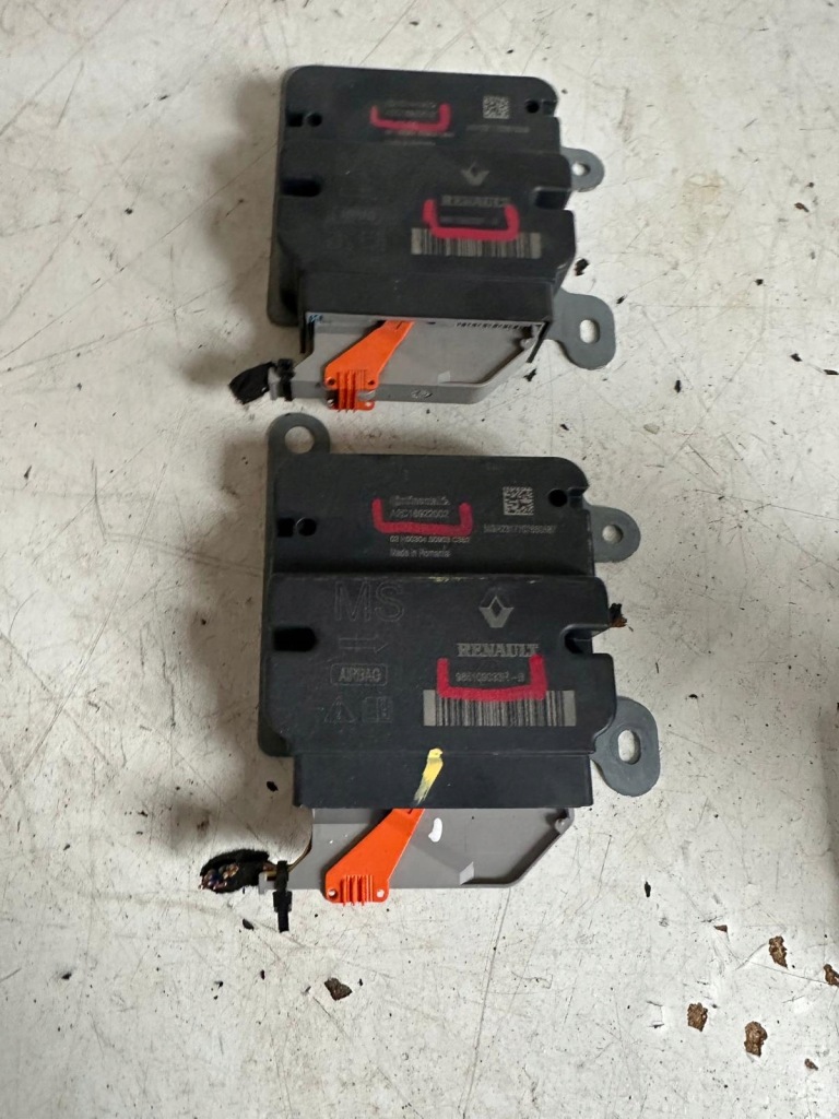 Купити Renault express ii модуль датчик air bag 985109033r